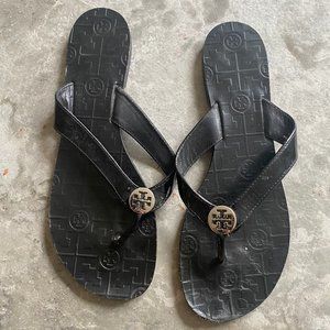 TORY BURCH FLIP FLOPS